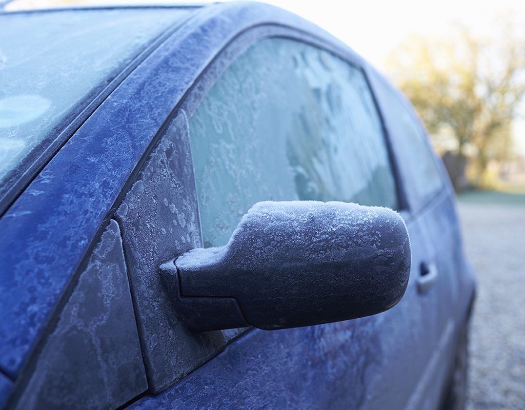 Les voitures souffrent elles aussi du froid !